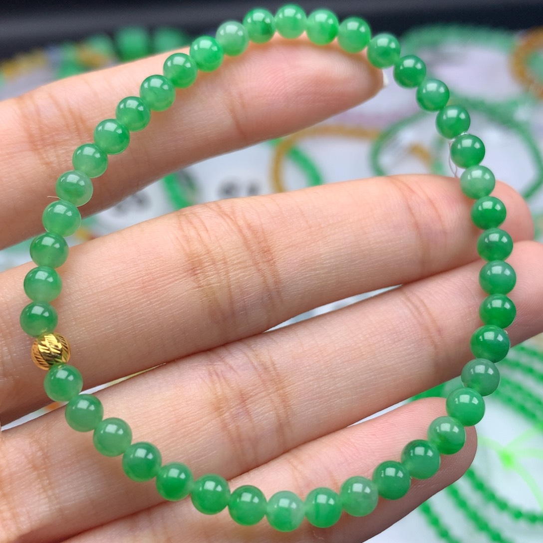 翡翠手链未镶嵌卡