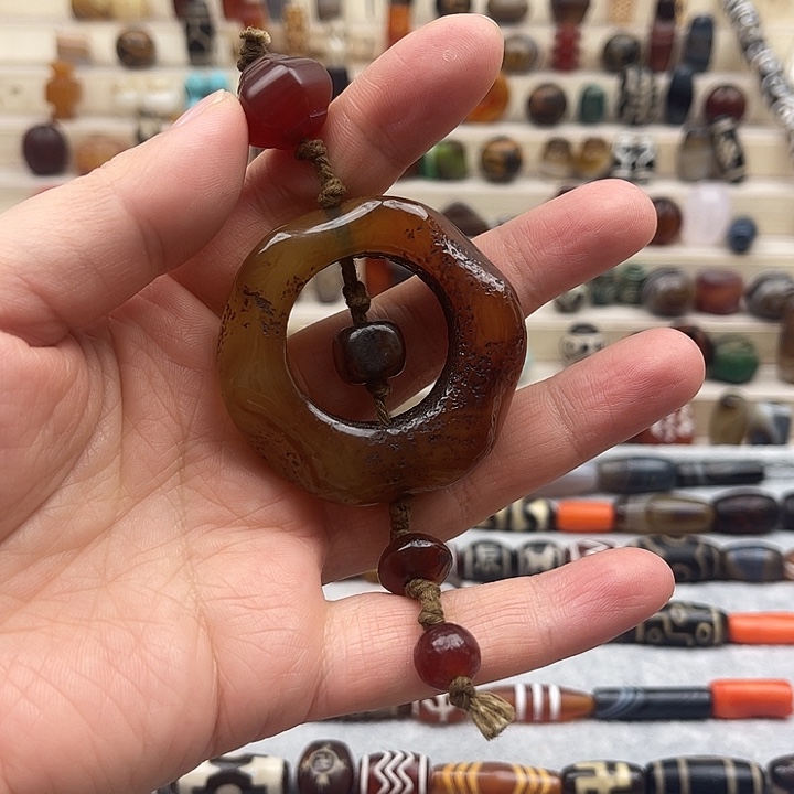 未镶嵌颈饰玛瑙/玉髓