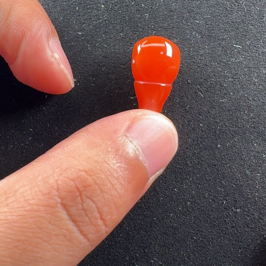 南红玛瑙三通对孔10.8未镶嵌