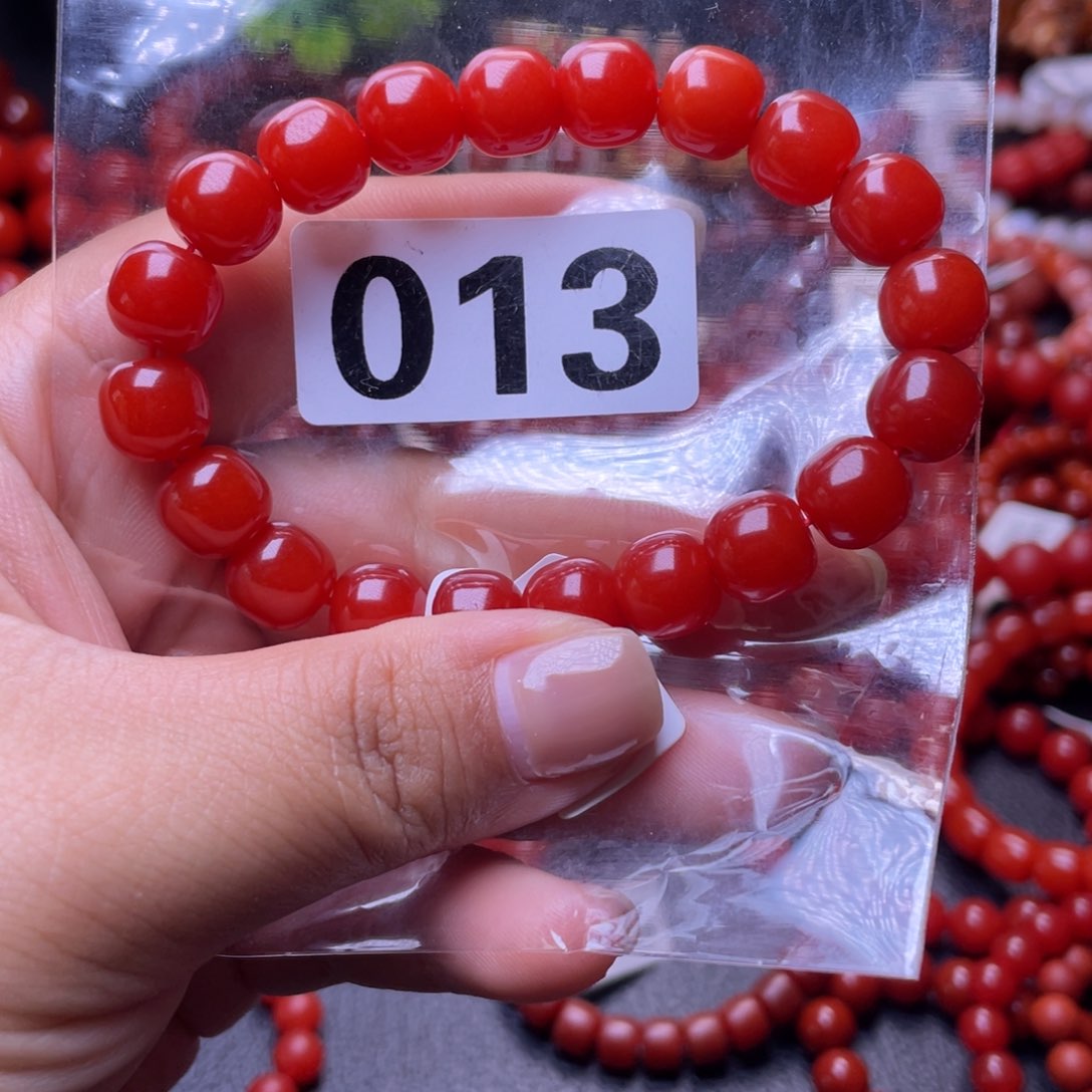 执***生手串未镶嵌南红玛瑙