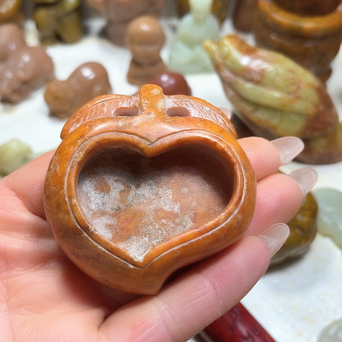 白玉菩提吊坠白玉菩提吊坠