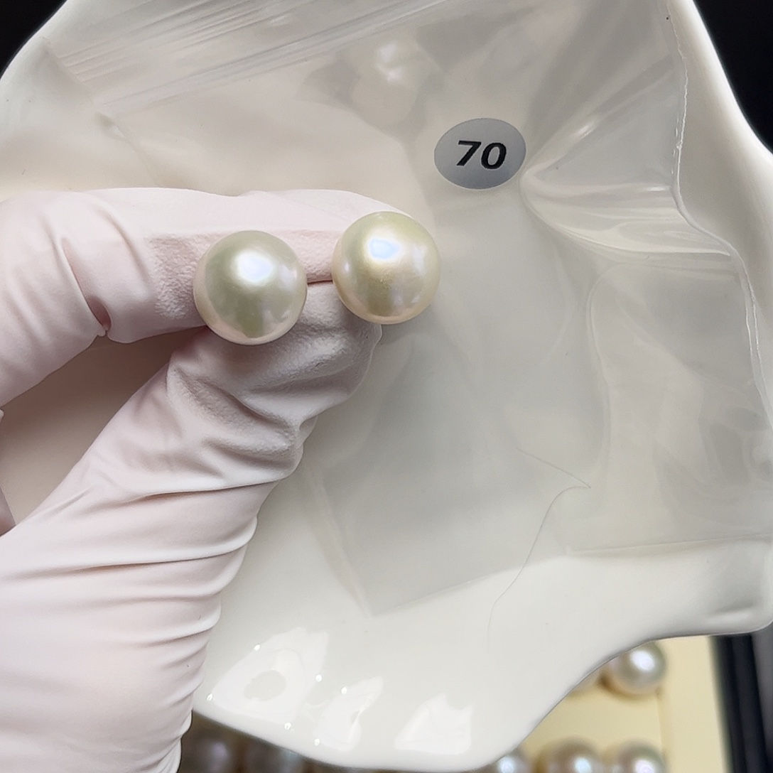 银S925镶嵌耳饰淡水珍珠