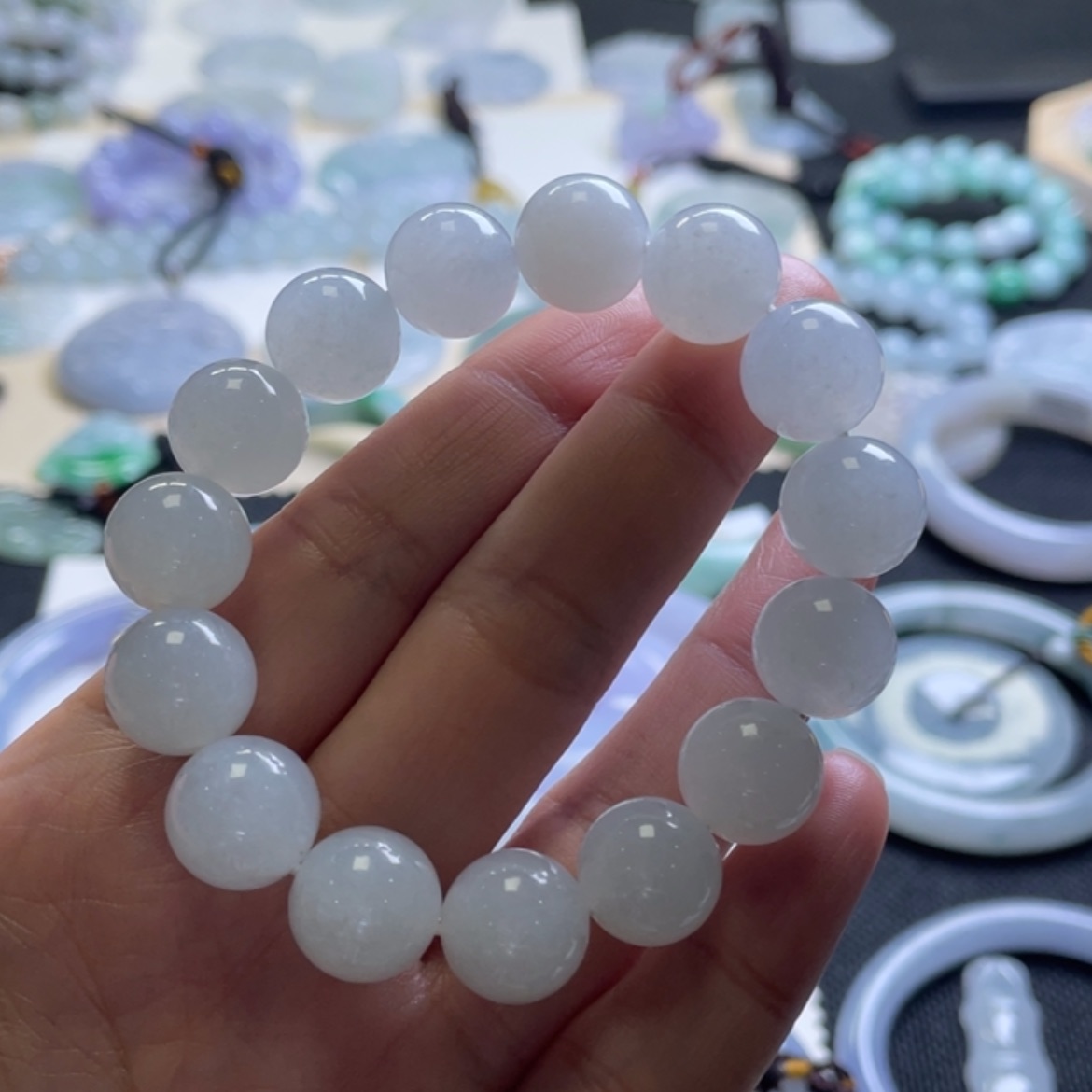 【闪购商品】翡翠颈饰未镶嵌木那手串卡12mm 