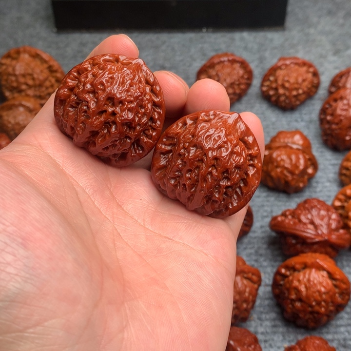 文玩核桃把件骆***人欢3金公子39