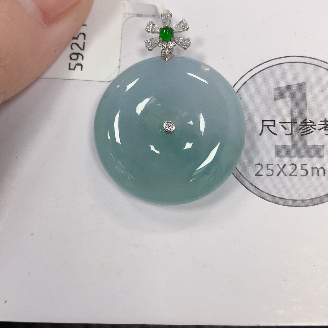 翡翠18K金镶嵌颈饰天然翡翠a货 百元以上9米证书费自理