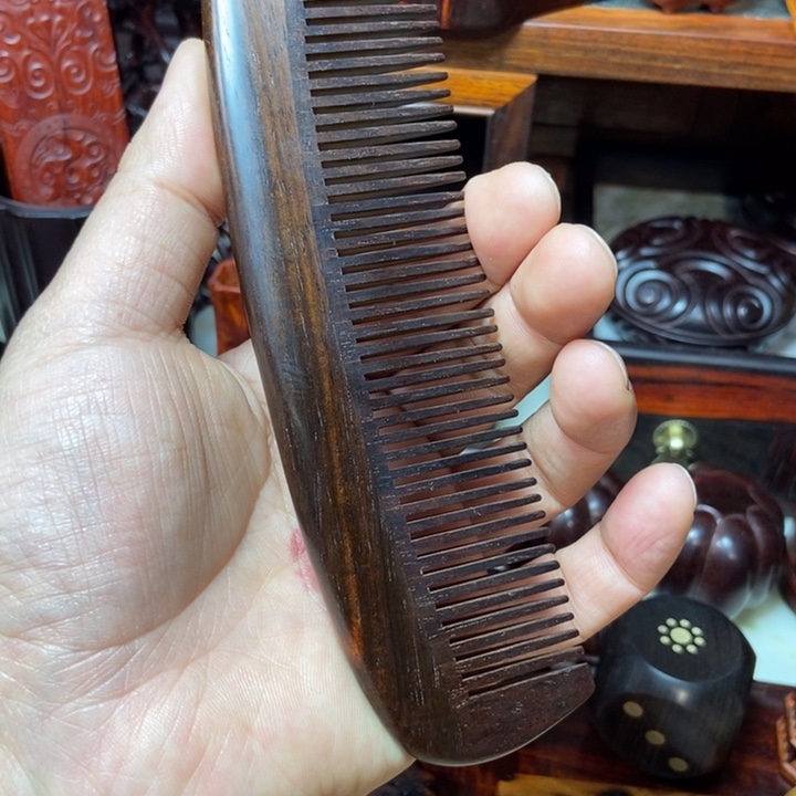 交趾黄檀（大红酸枝）梳子