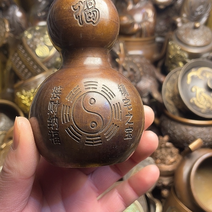 诚信经营铜器摆件