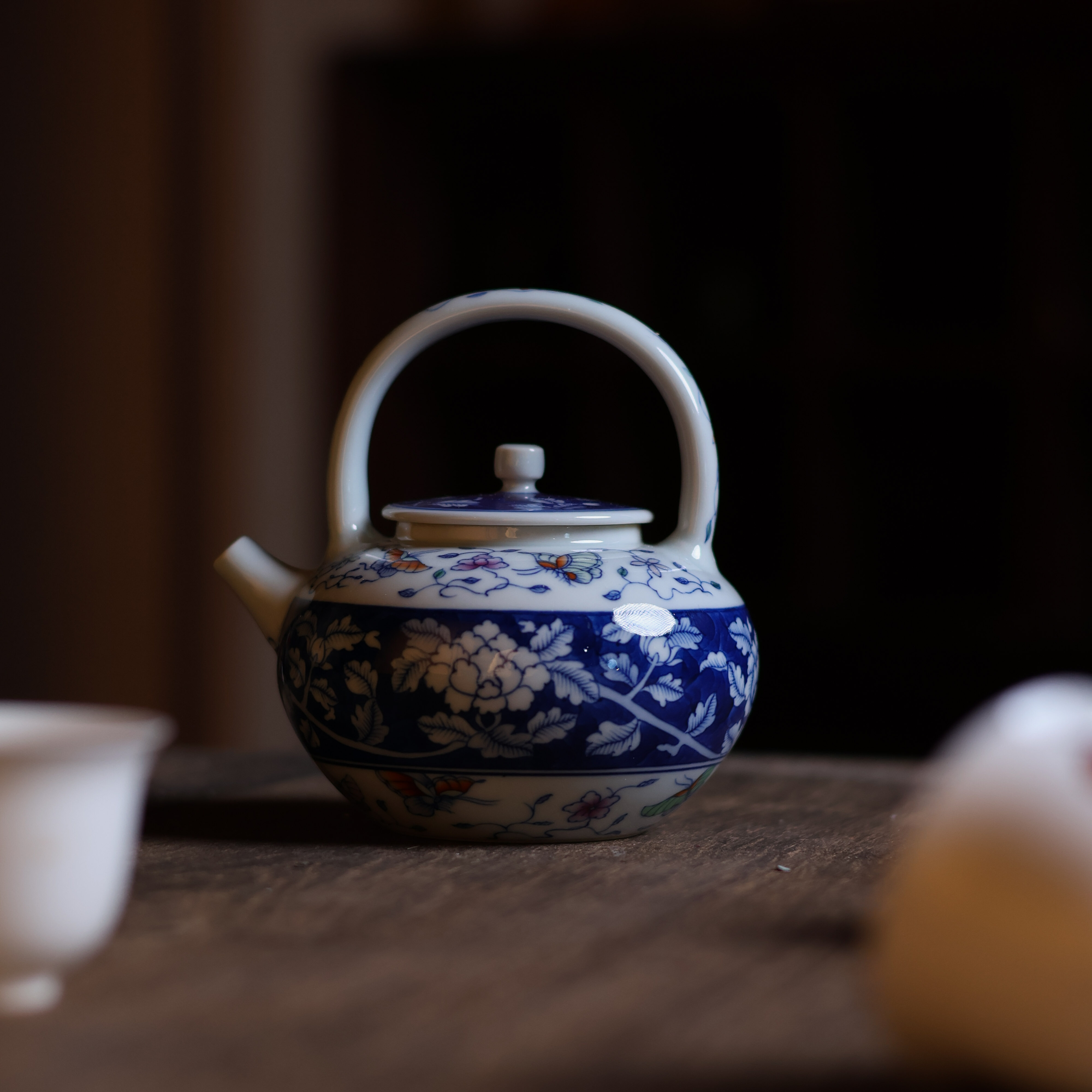 【悦生活】蓝地牡丹-卓君-提梁壶-190ml（卓君S0055）