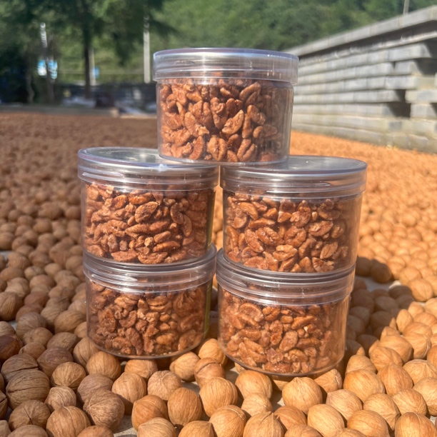 2025年新货临安山核桃仁五罐装净含量一斤新鲜酥脆小核桃仁