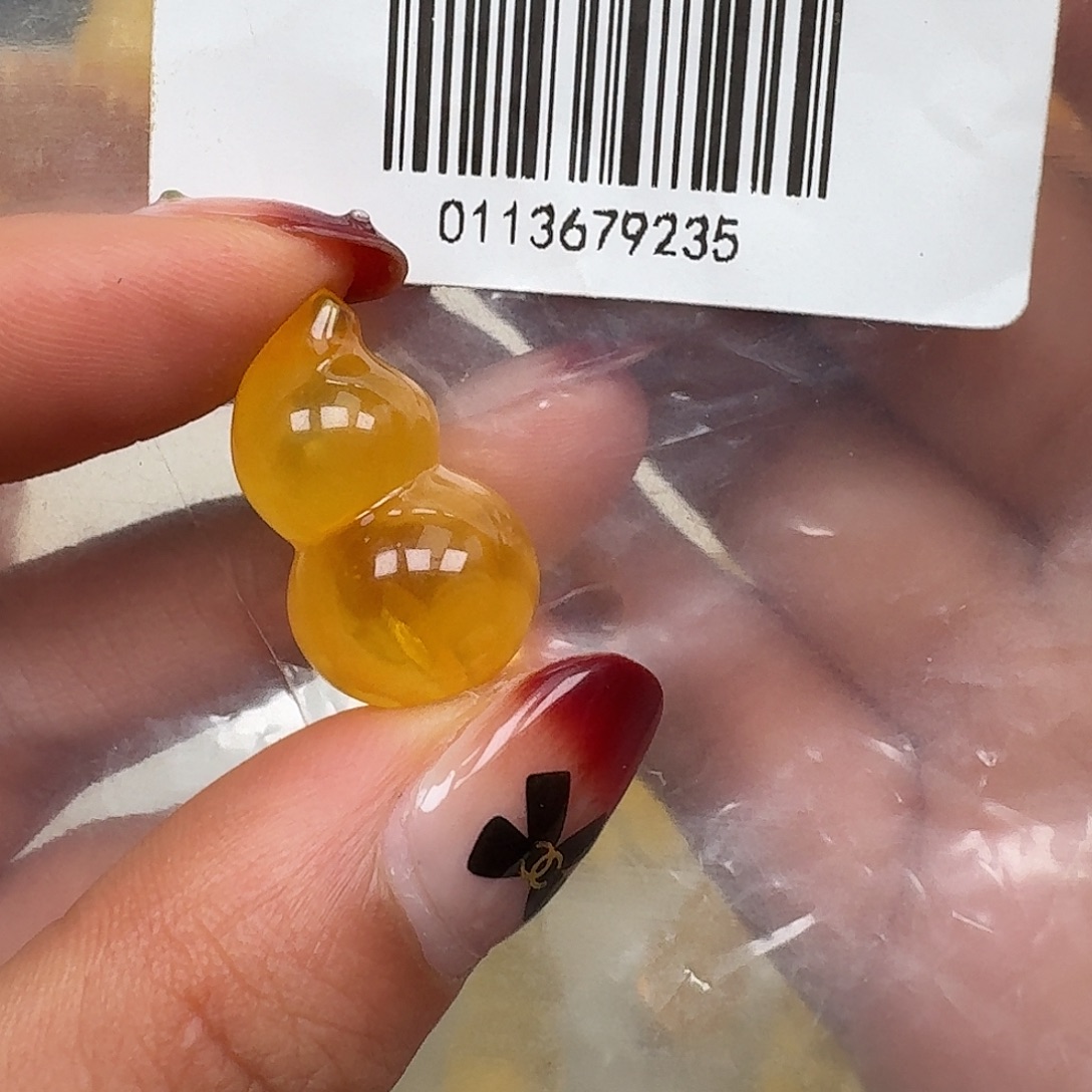 琥珀未镶嵌裸石悠悠