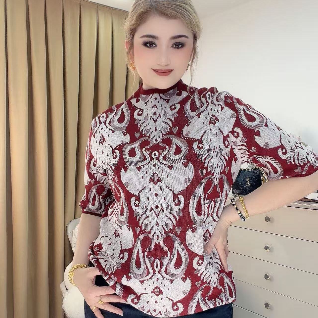 秋冬时尚大版烫钻民族风atlas五分袖针织衫