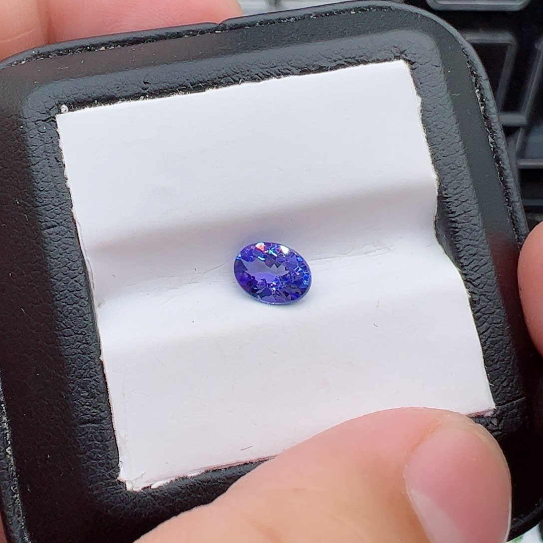 坦桑石1.01克拉裸石未镶嵌