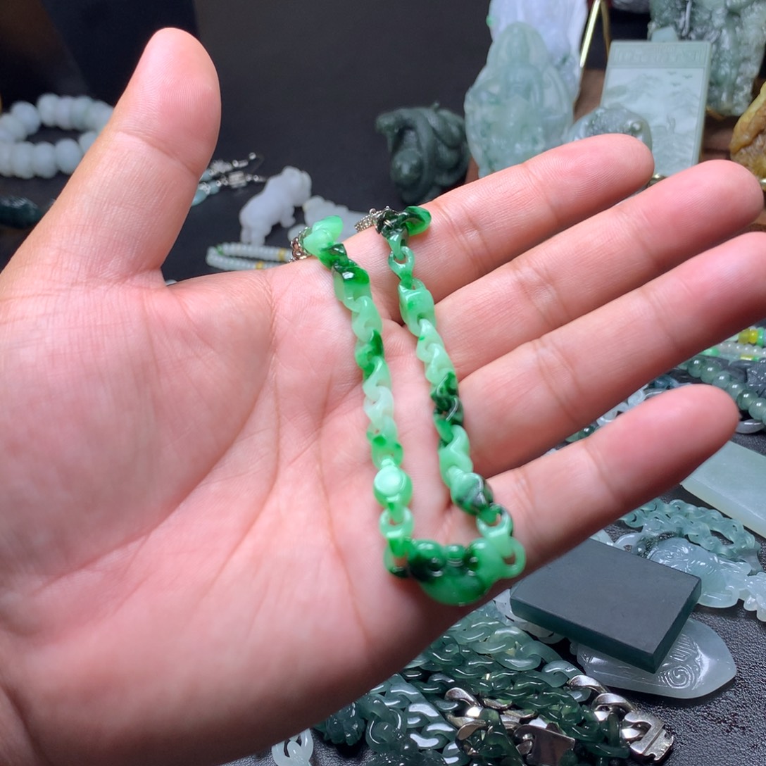 爱***湾定制翡翠未镶嵌翡翠