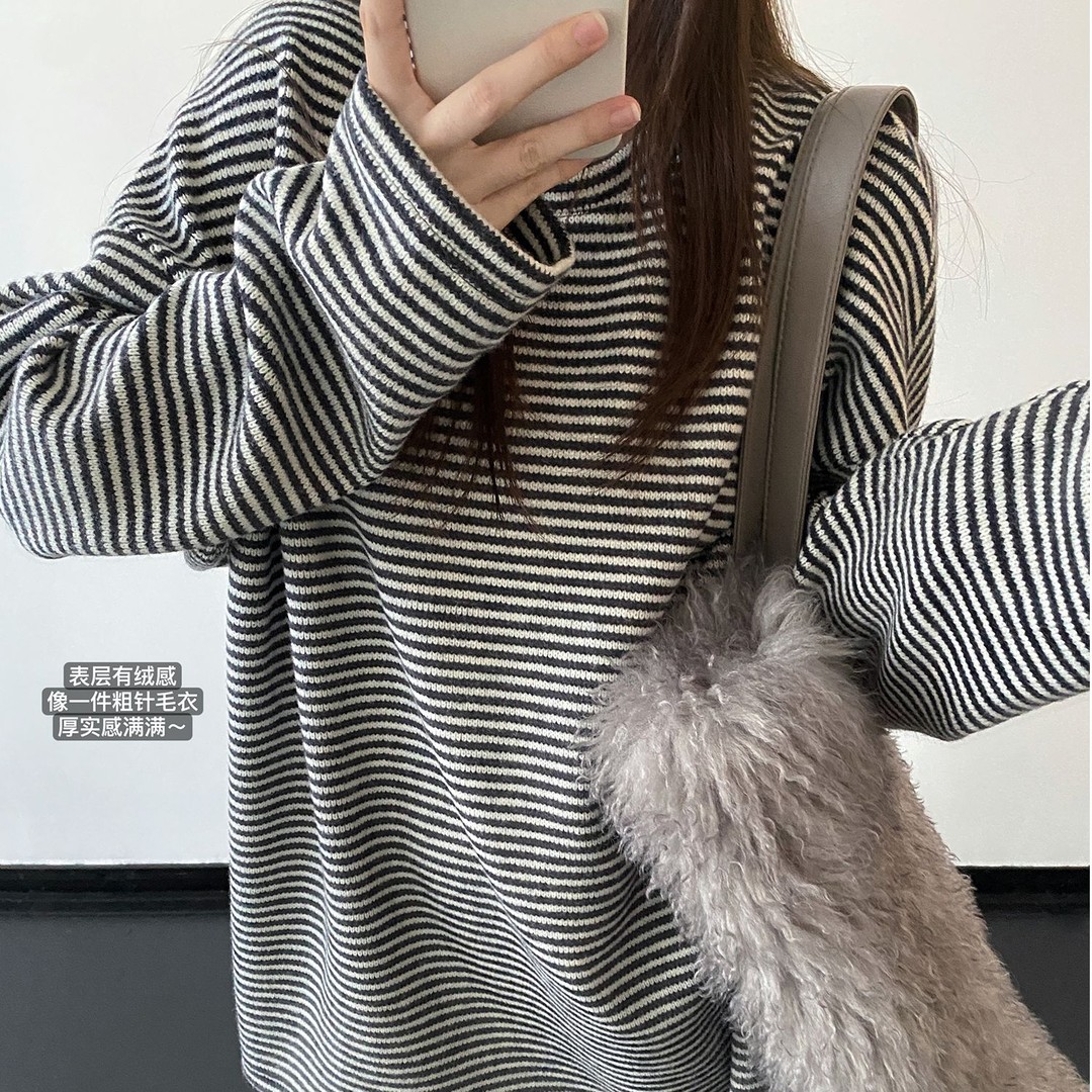 ins设计感细条纹长袖磨毛t恤女冬季松弛感百搭宽松韩系内搭打底衫