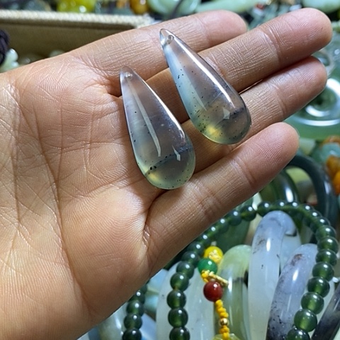 岫玉耳环未镶嵌一对