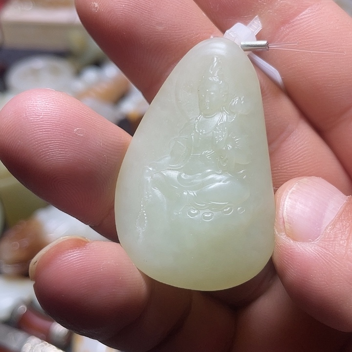 颈饰未镶嵌和田玉（糖玉）