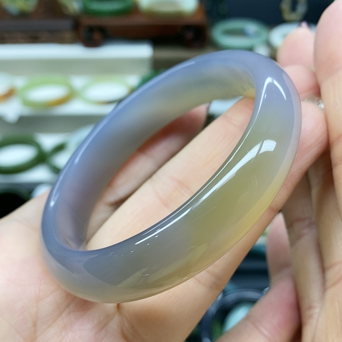 【闪购商品】玛瑙/玉髓手镯未镶嵌