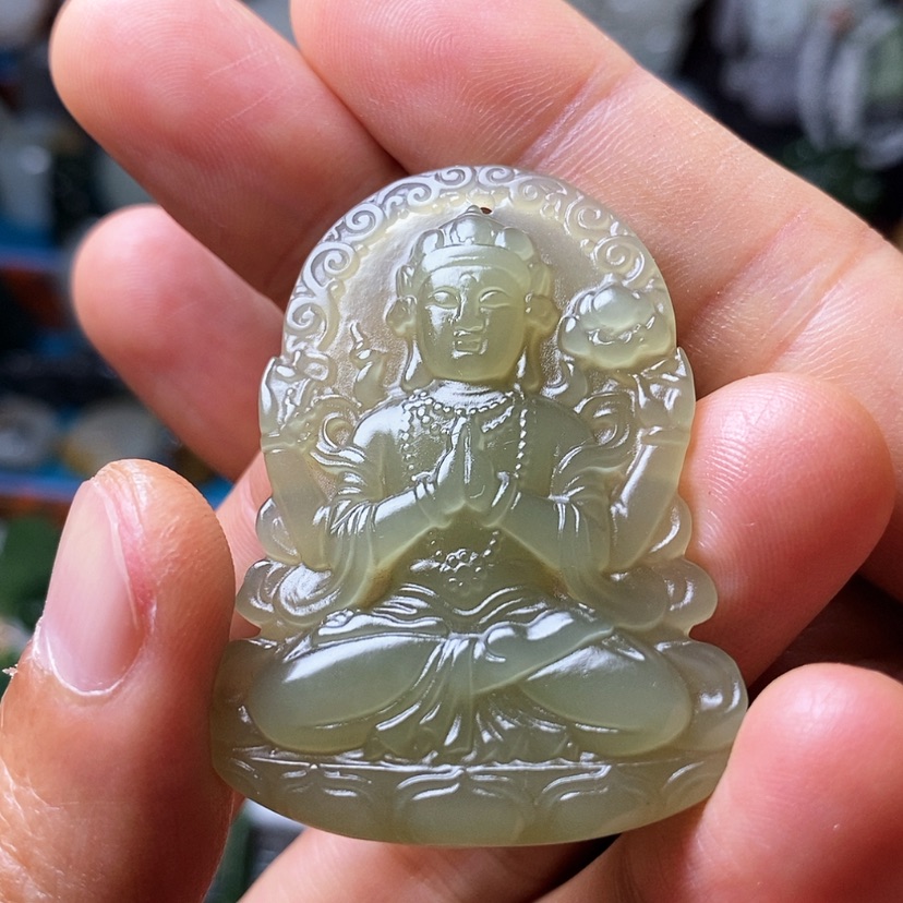【闪购商品】颈饰未镶嵌和田玉
