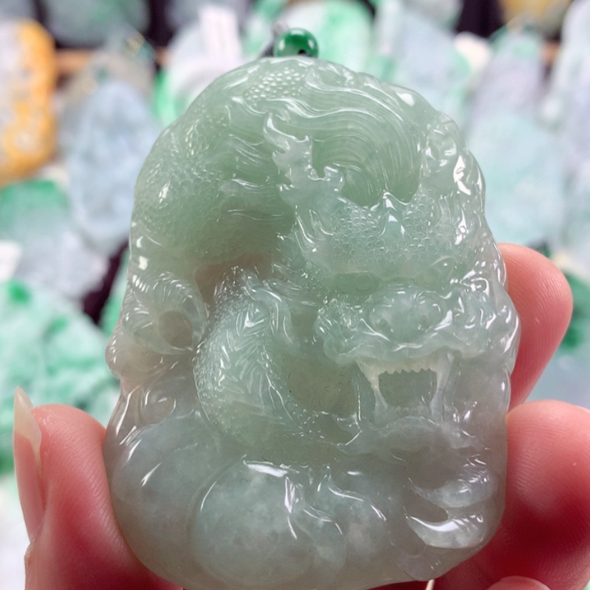 【闪购商品】翡翠吊坠(不含链)未镶嵌