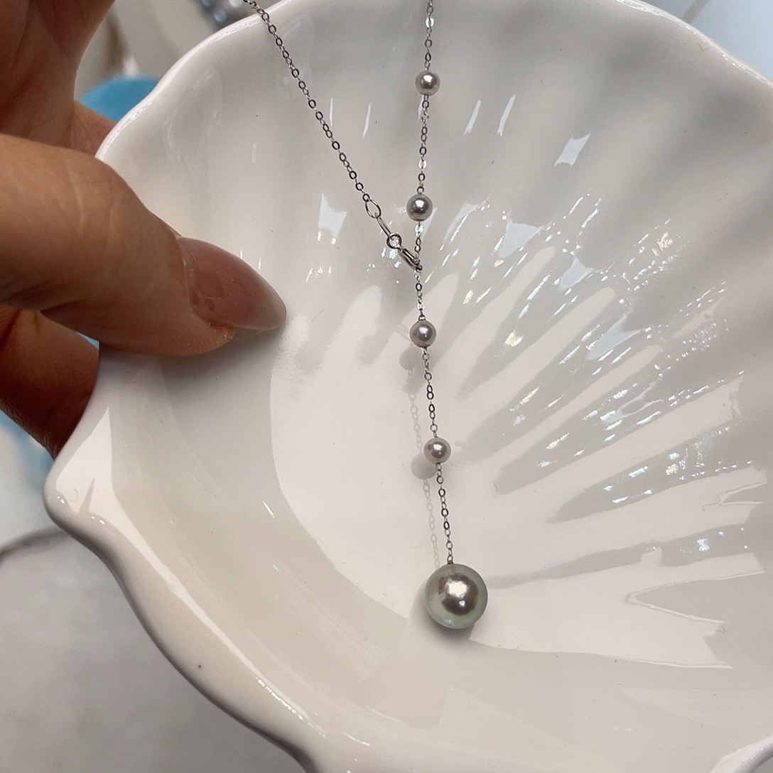 18K金镶嵌海水珍珠颈饰