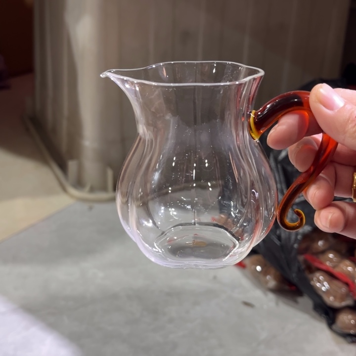 手工艺品玻璃曼炎虎珀