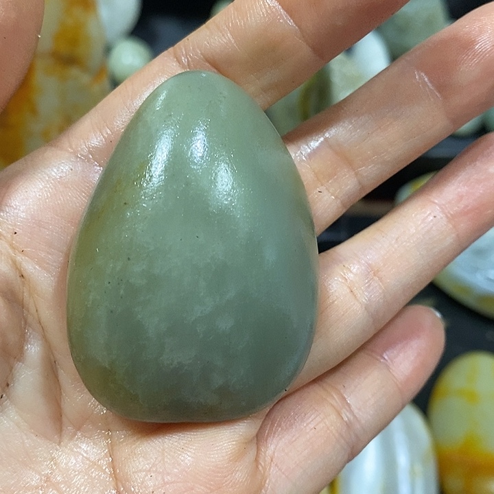 未镶嵌和田玉（糖玉）挂件