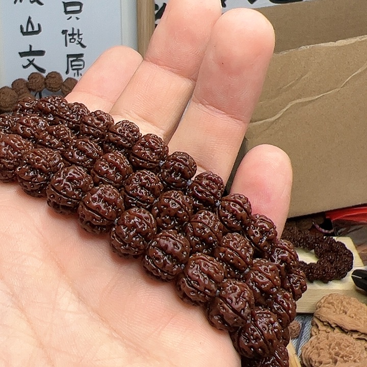 金刚菩提吊坠凹底梅花