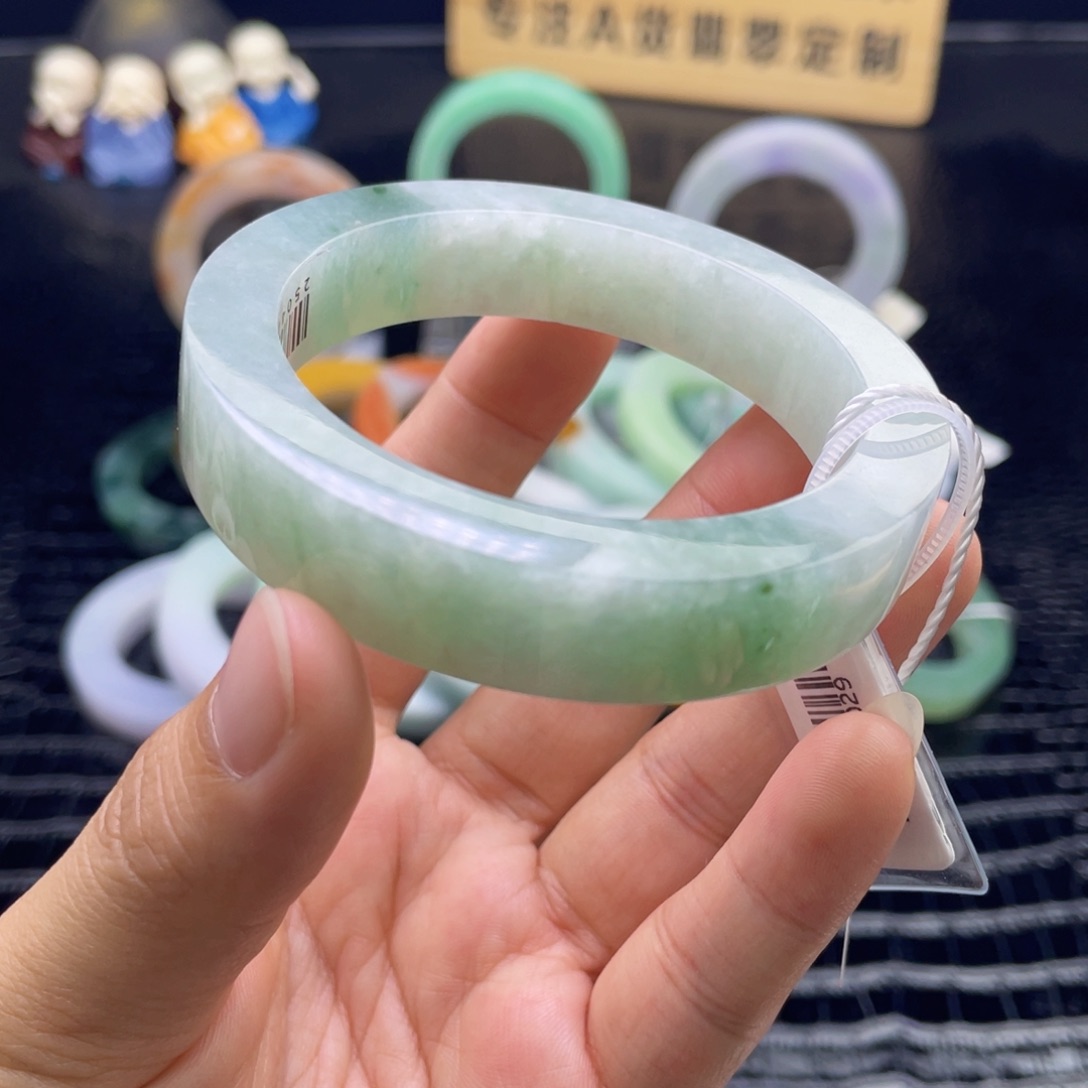 未镶嵌翡翠定制翡翠
