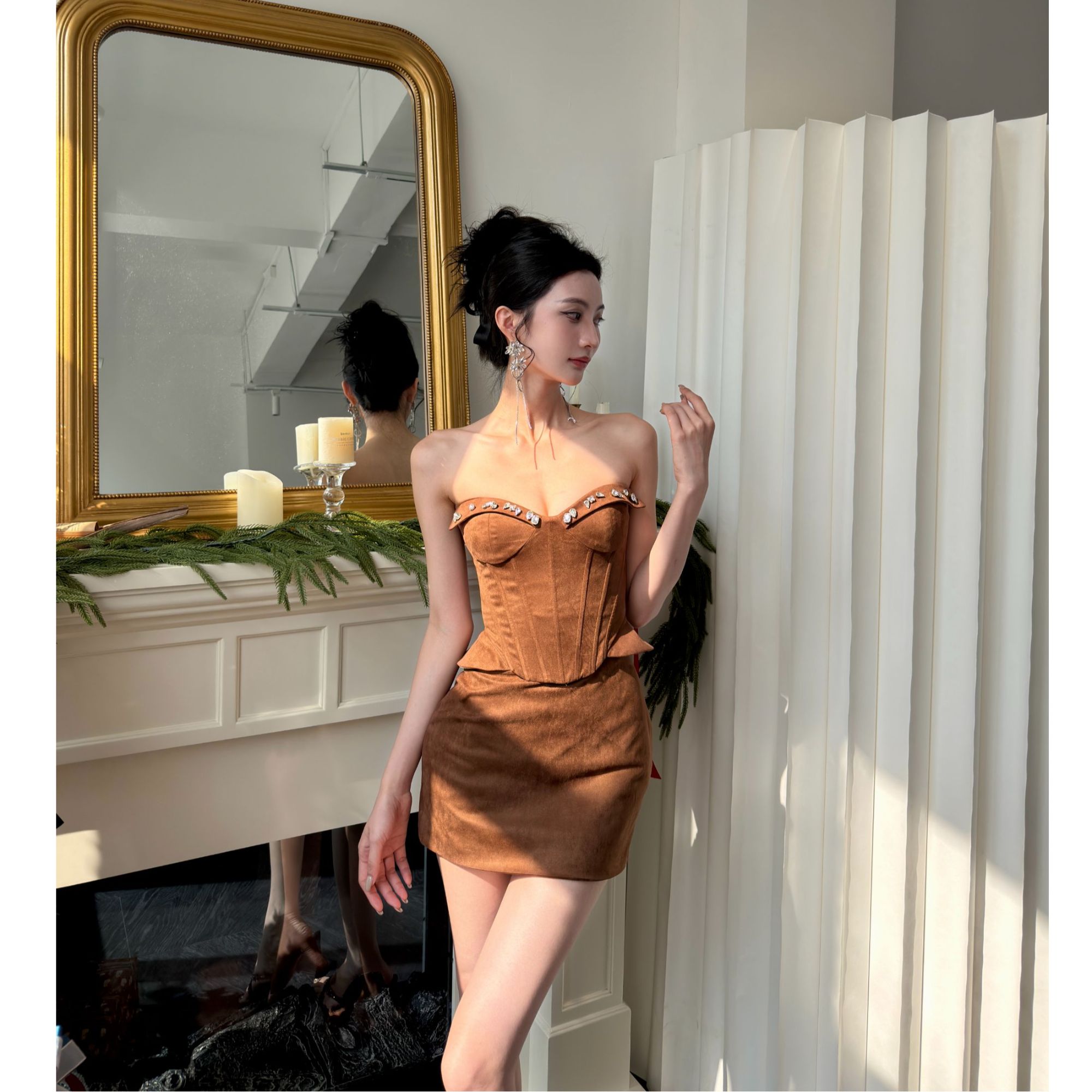 【JINGGUO轻奢】小众设计麂皮绒抹胸绣钻辣妹高端性感连衣裙7593