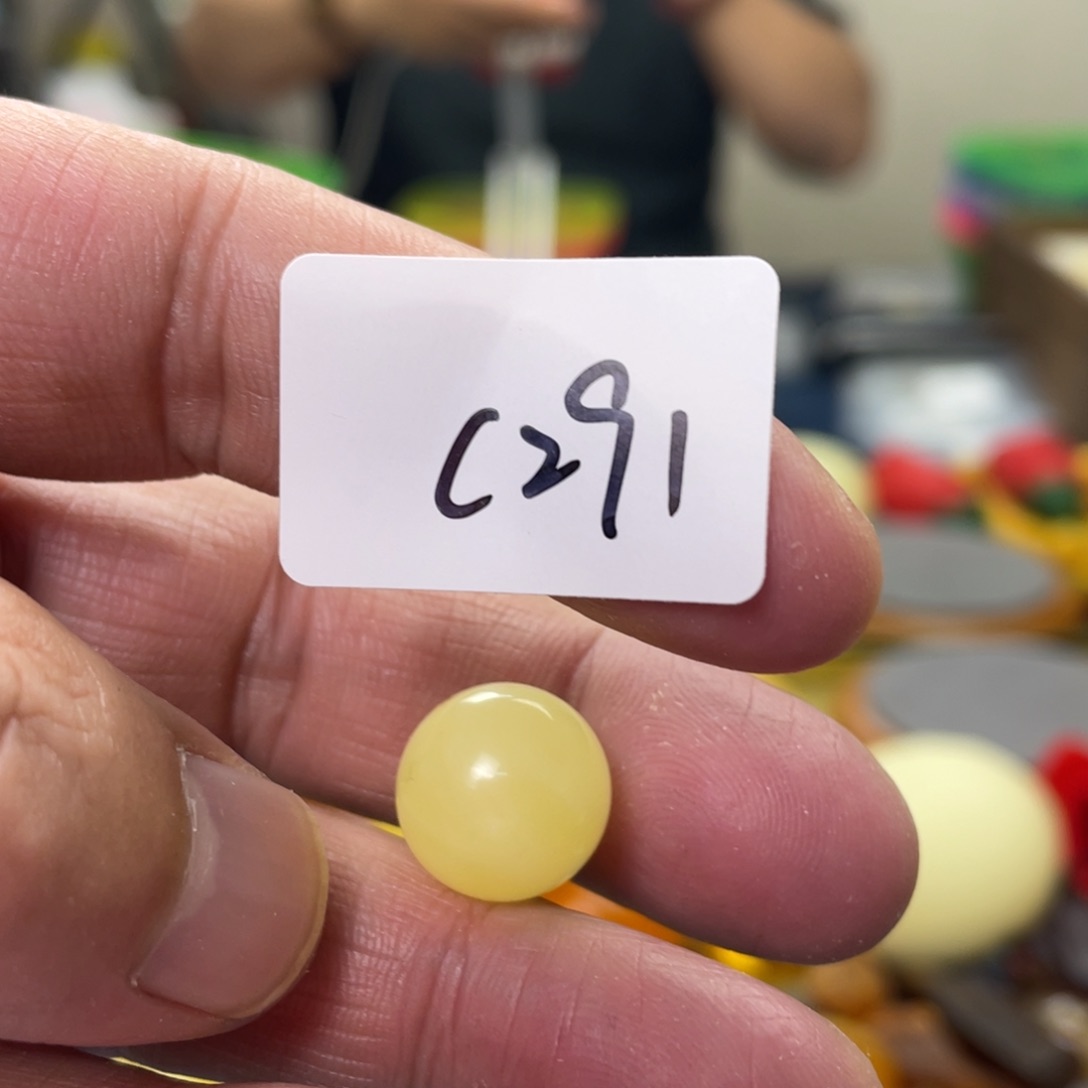 手链琥珀未镶嵌多样性发，发其中一件