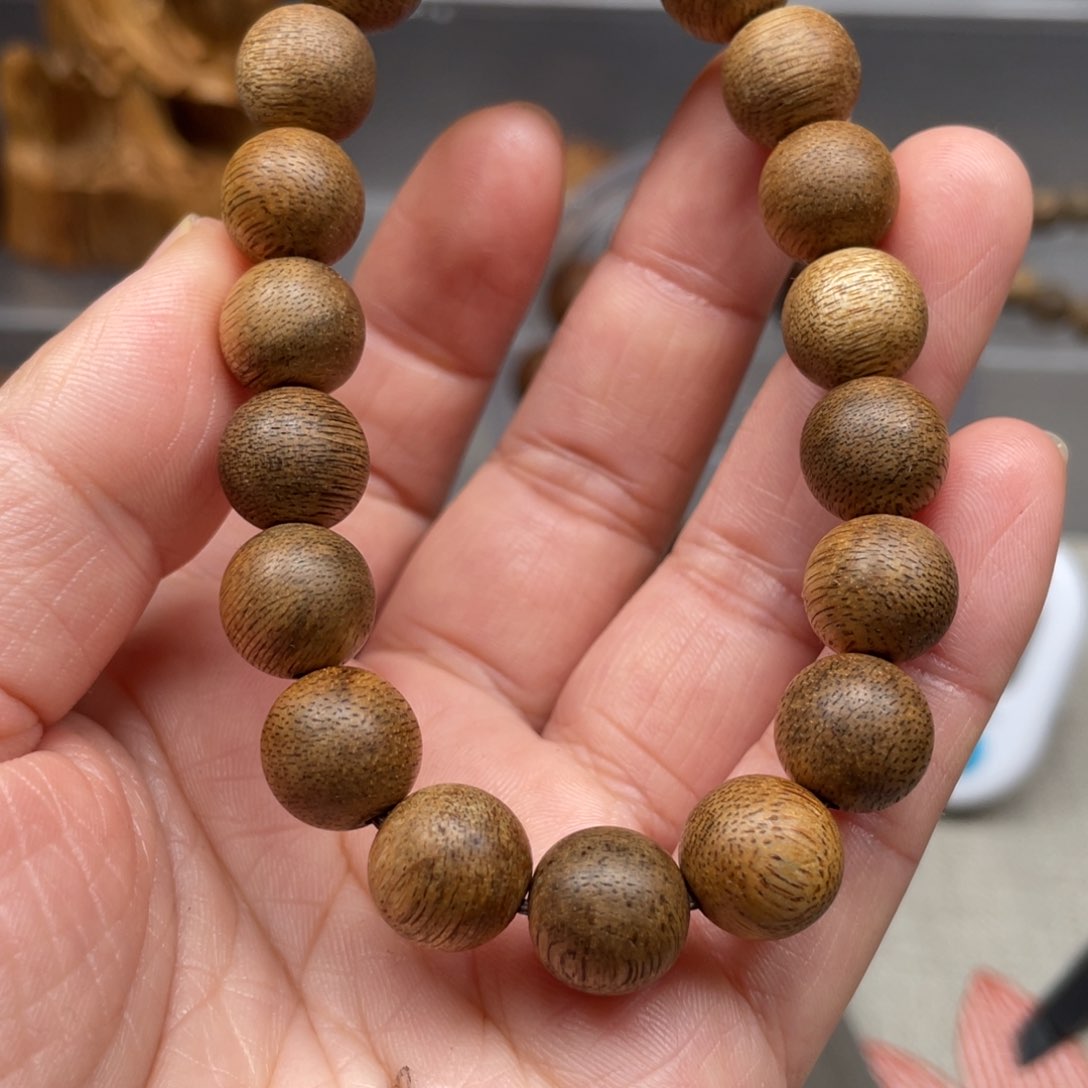 【闪购商品】沉香手串峰****￥文莱1.0+