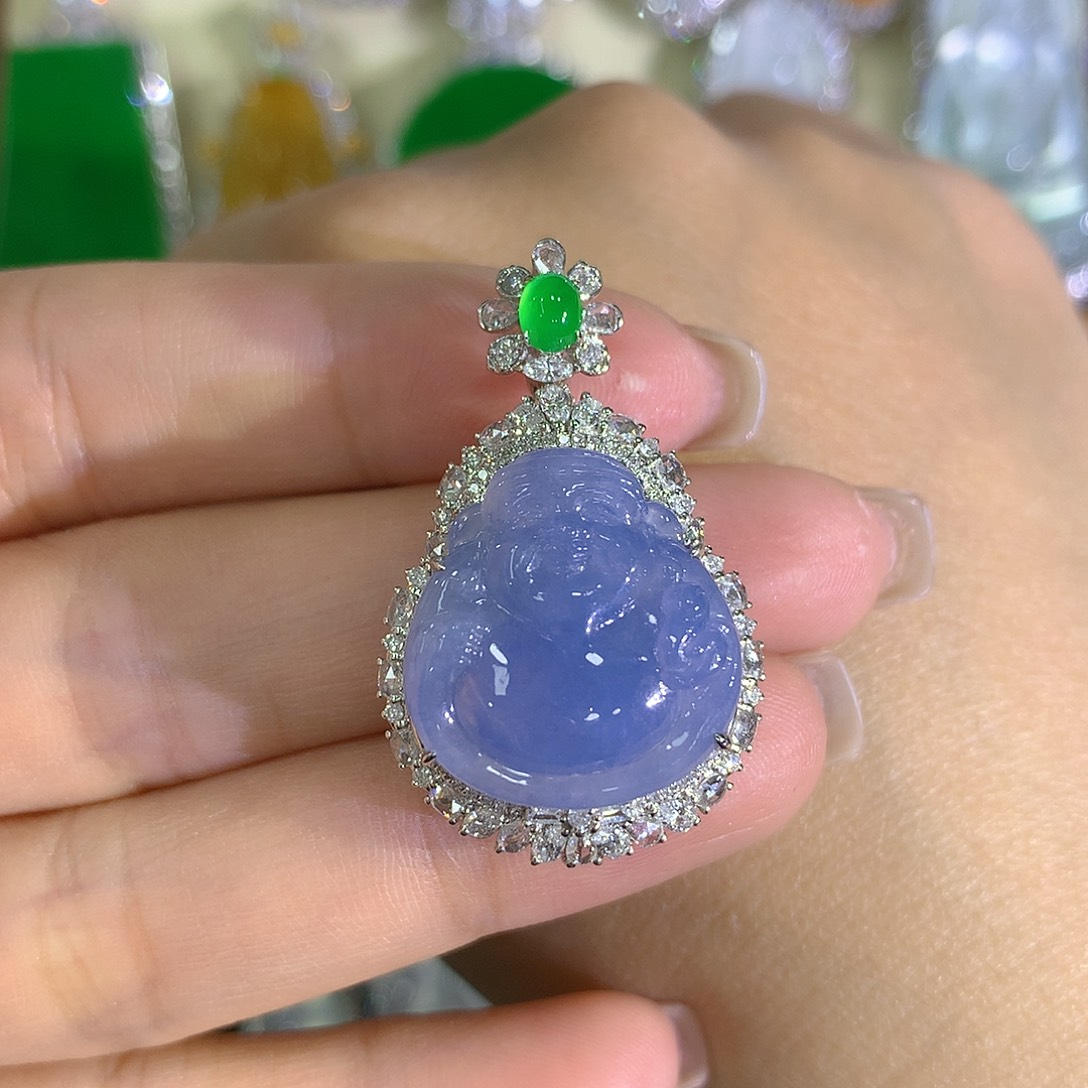 翡翠18K金镶嵌颈饰财财