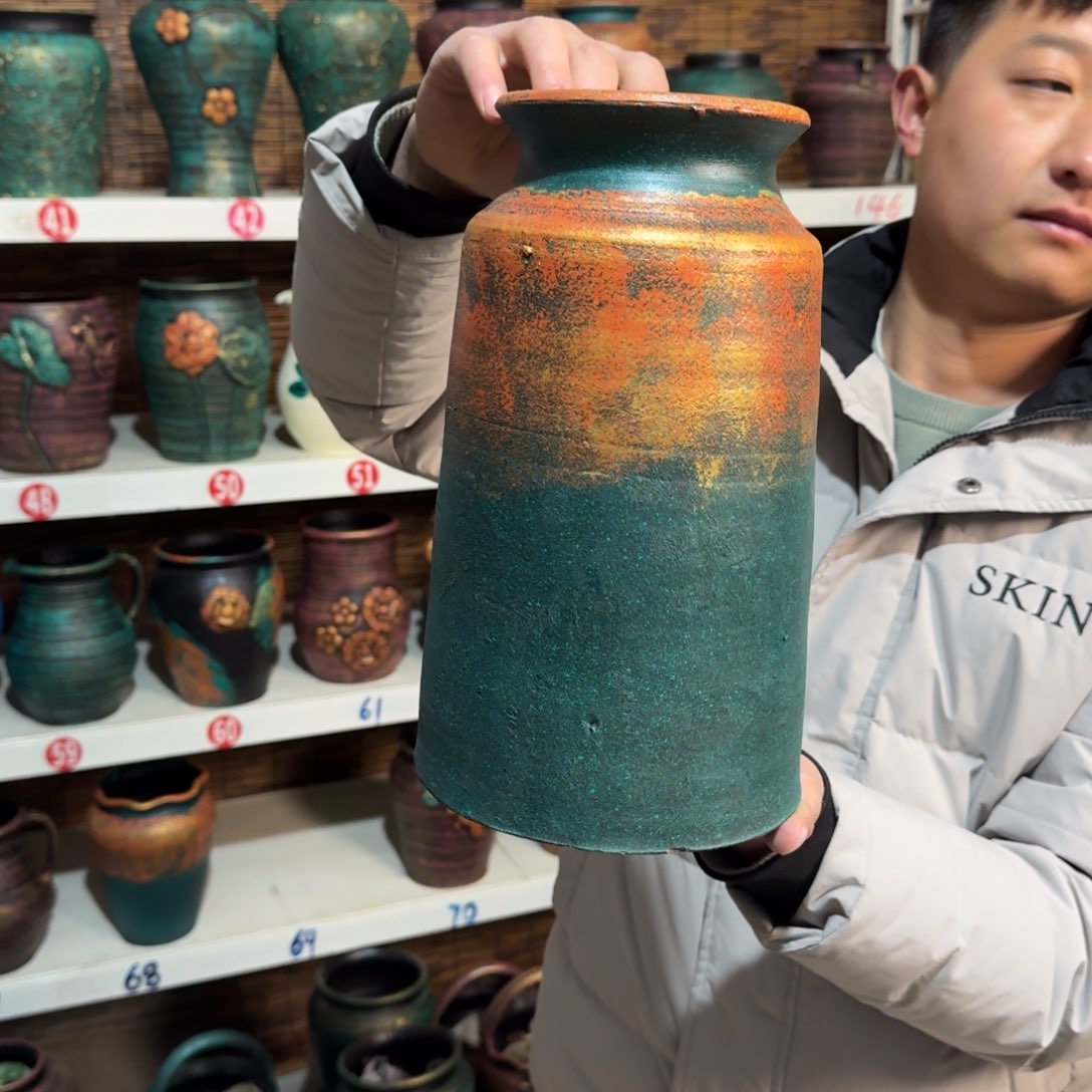 红陶红陶浮雕花盆炸炸炸