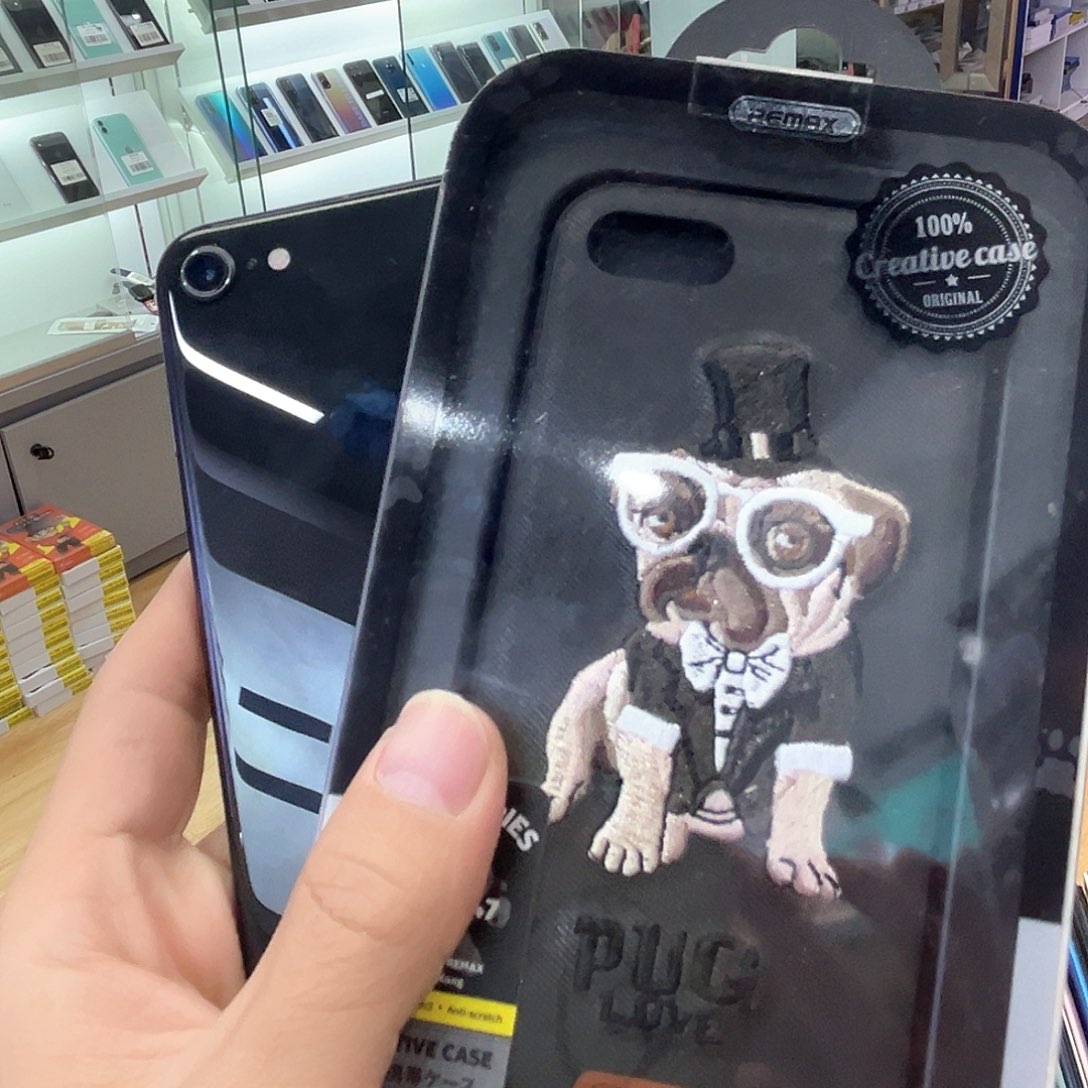未拆封适合熊二拍下iPhone 8 64G国行