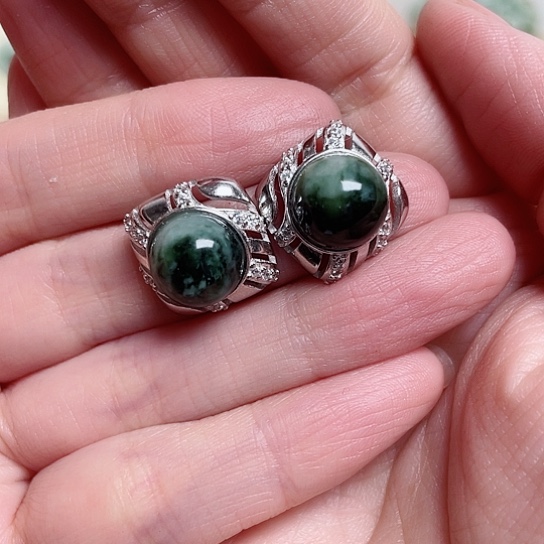 透闪石-蛇纹石玉耳钉银S925镶嵌山**雾