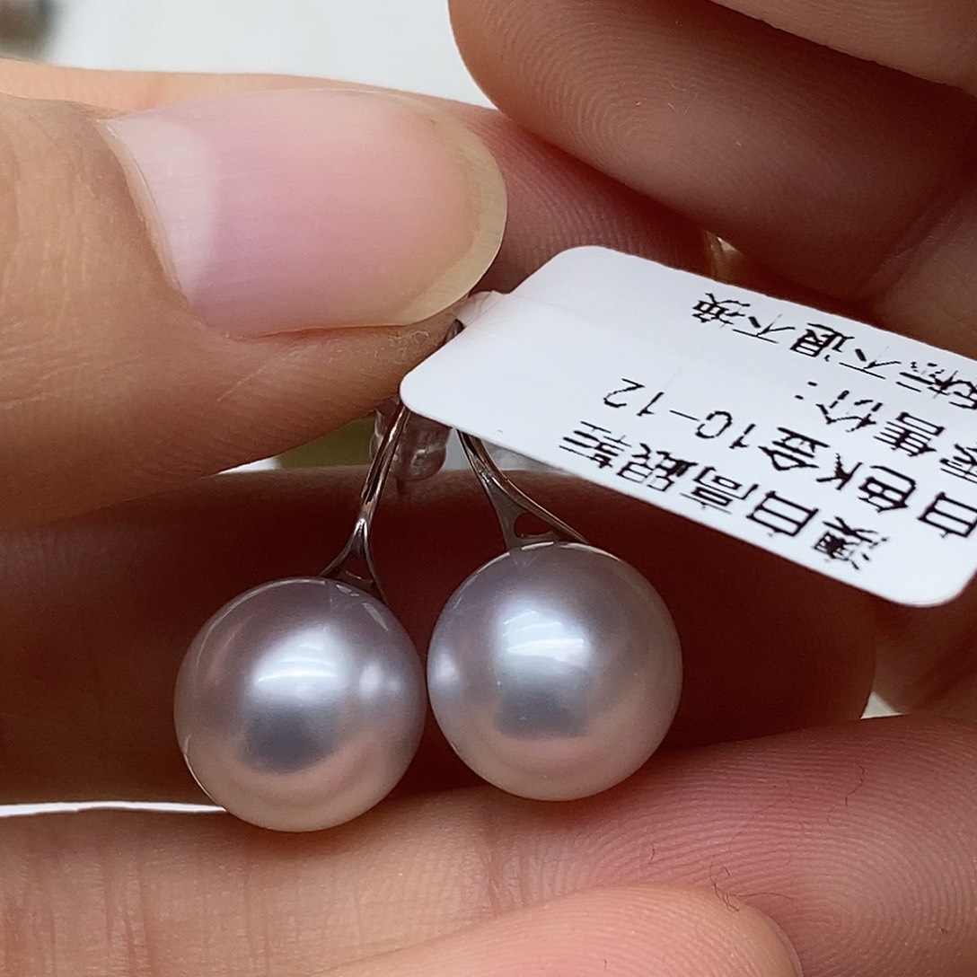 18K金镶嵌海水珍珠耳饰@@AE0019