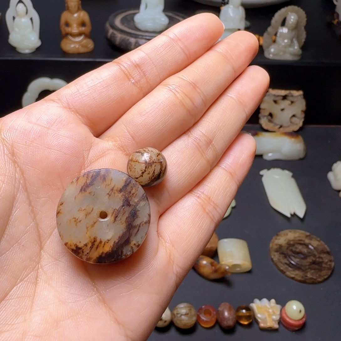 和田玉吊坠(不含链)未镶嵌好*多