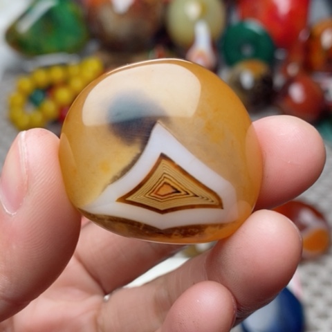 未镶嵌玛瑙/玉髓珠宝奇石荼**开打孔不退不换