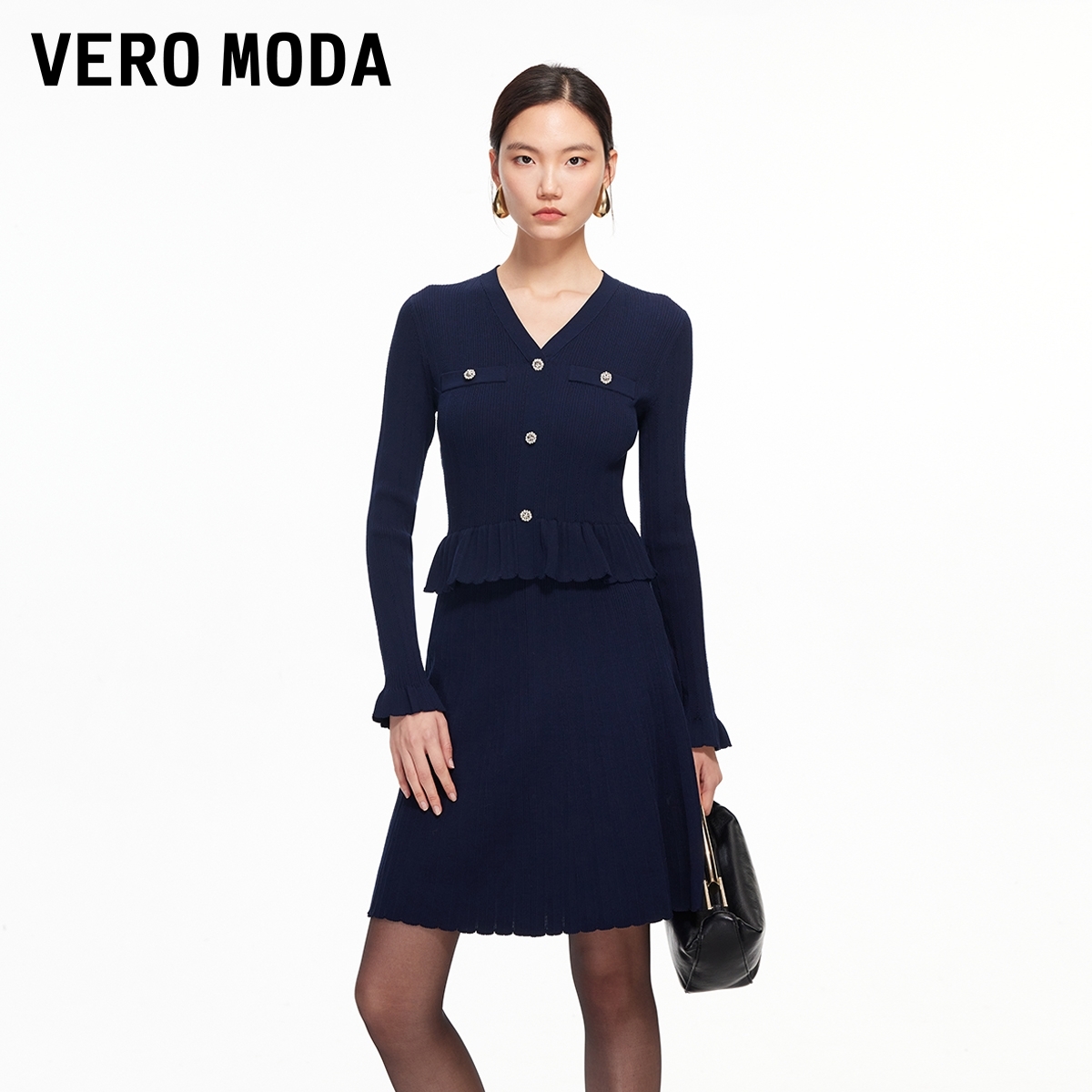 Vero Moda连衣裙2026春季新款v领法式荷叶边假两件针织小众高级感