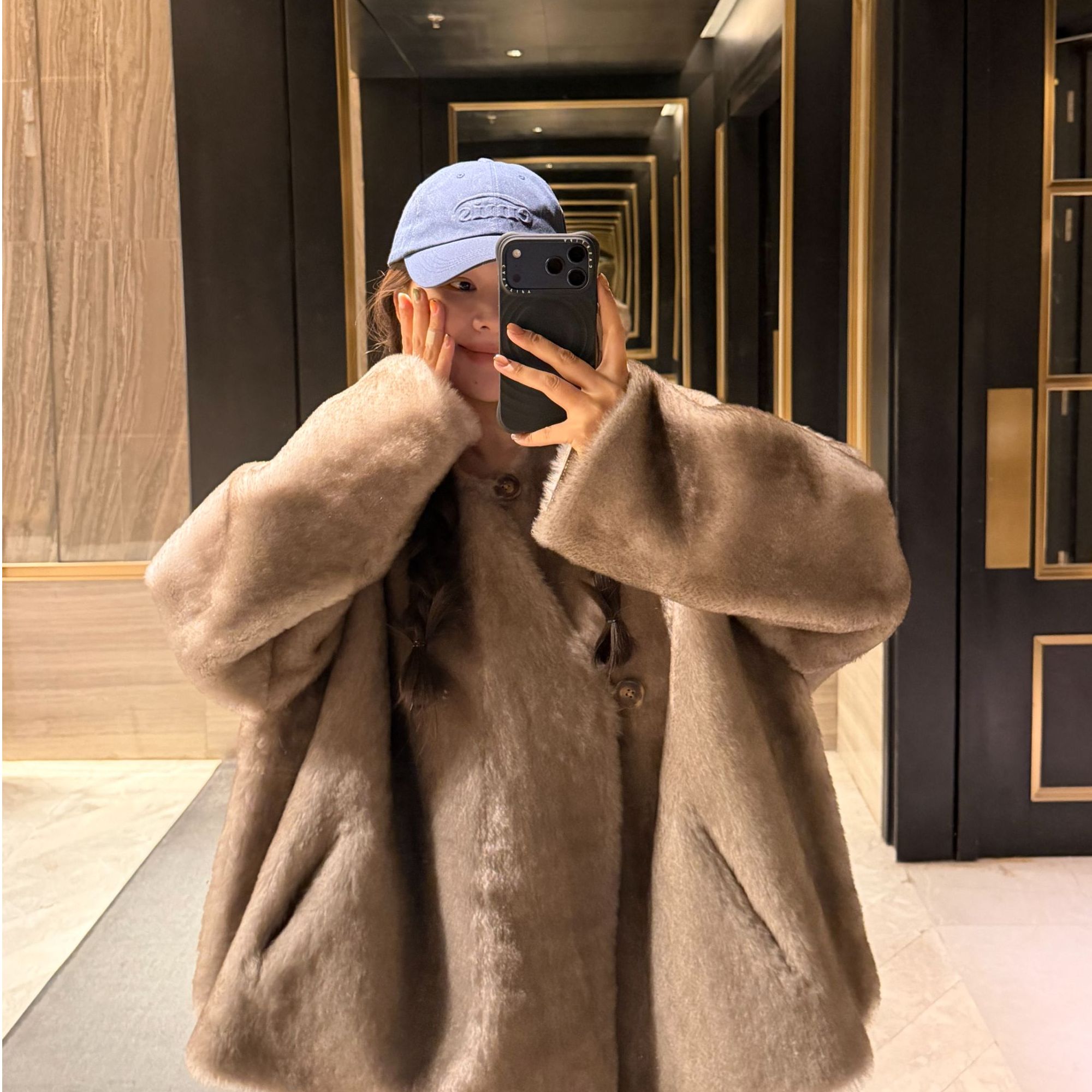 迟迟-土耳其皮毛一体外套双面穿时尚百搭~