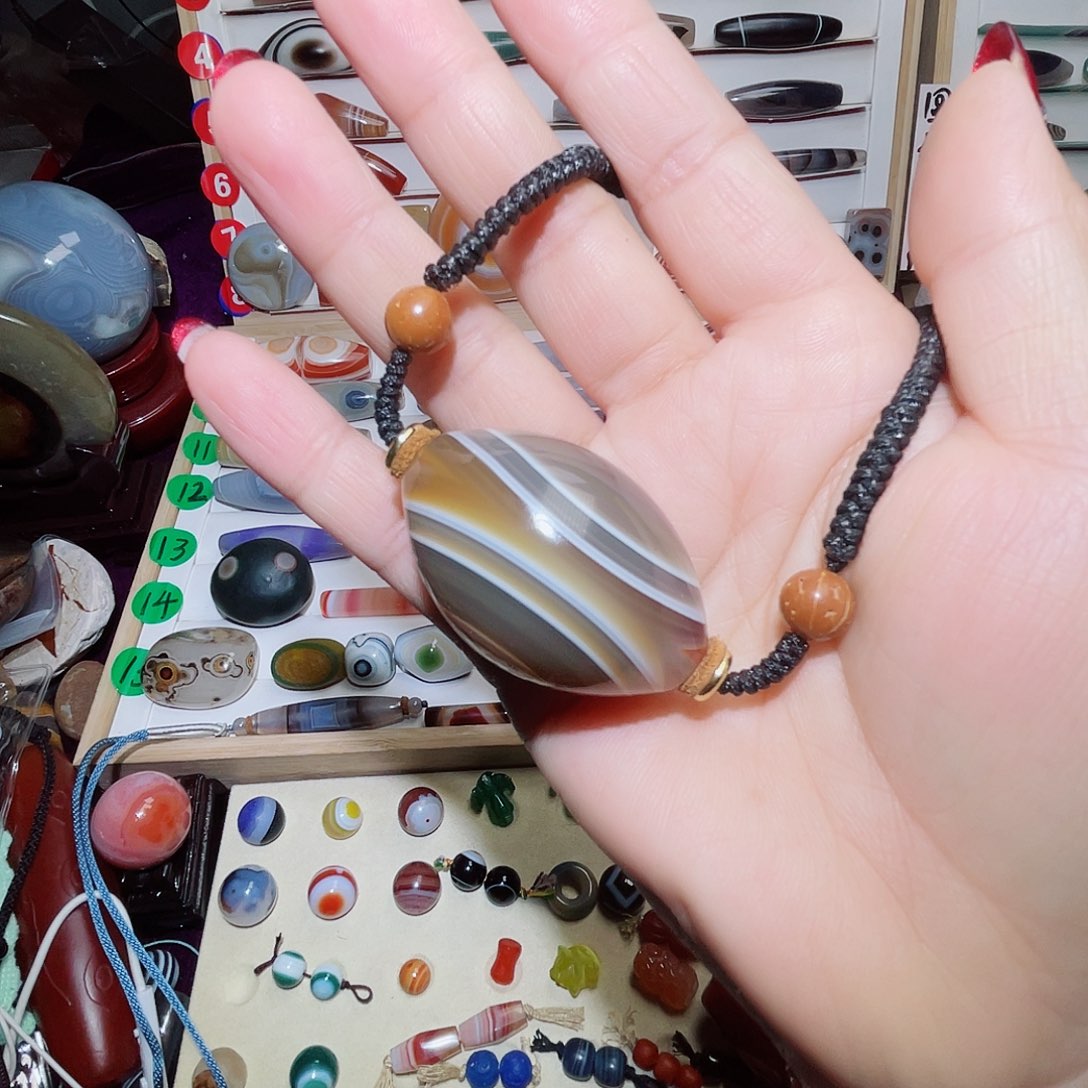 玛瑙/玉髓颈饰未镶嵌