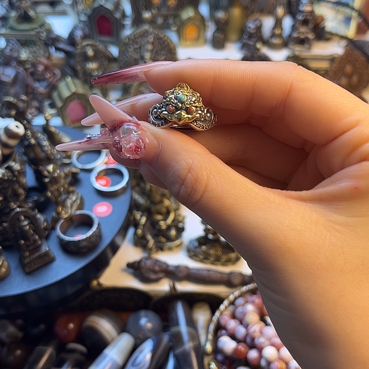 泥塑4号闪价漏价一件