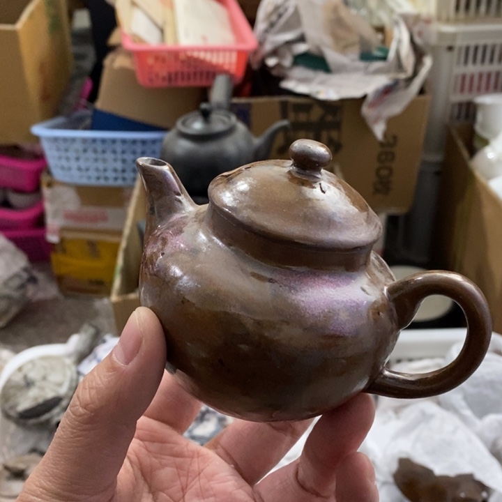 陶瓷艺术品及陶瓷壶