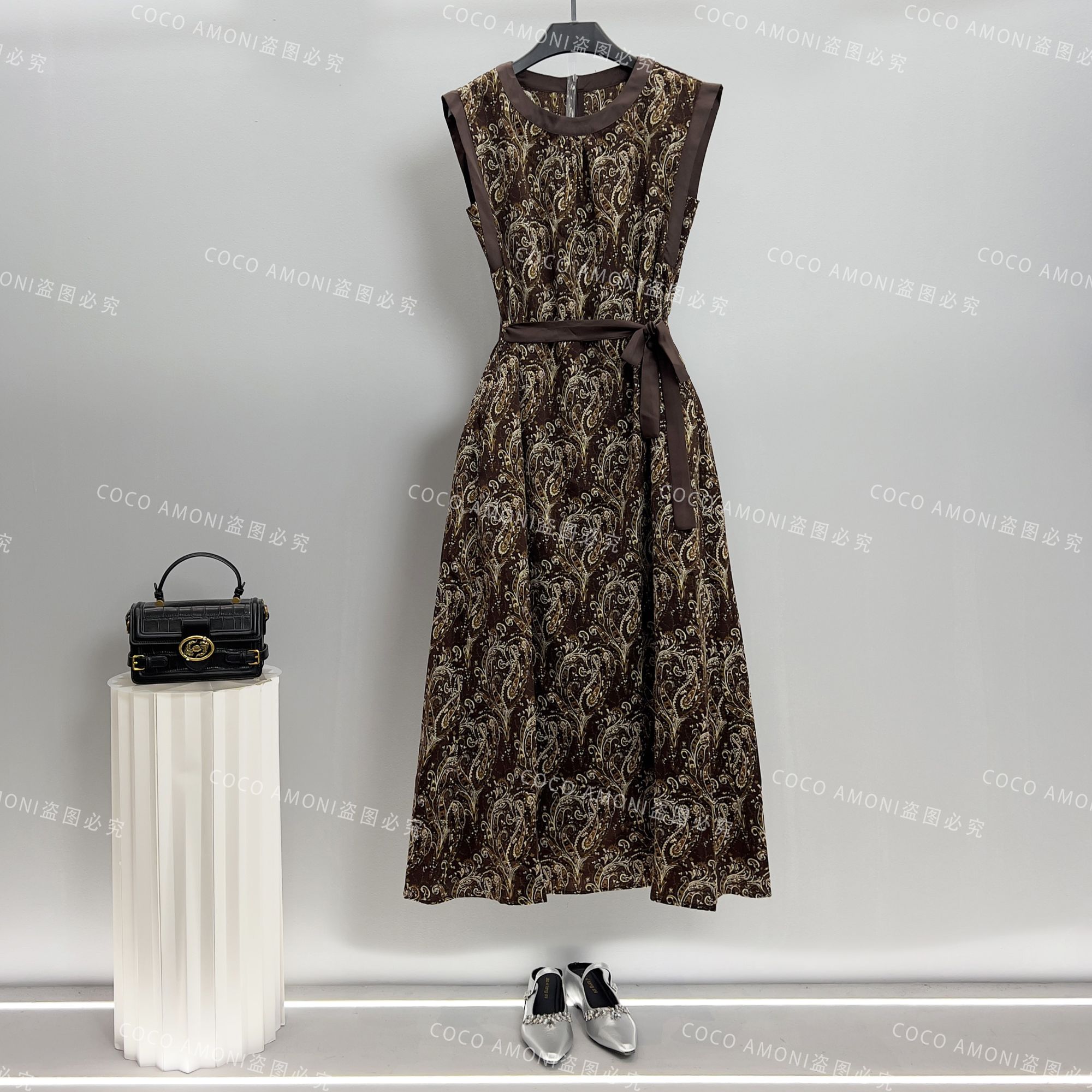 [曼姐]新款高级设计女装拼接重工度假风显瘦气质连衣裙WX1156