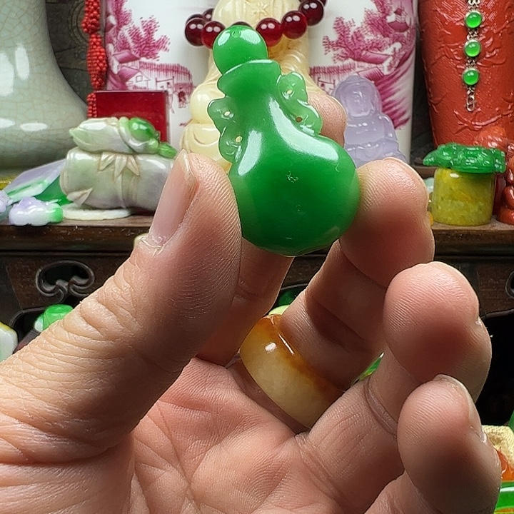 翡翠未镶嵌颈饰新号开播进来看看