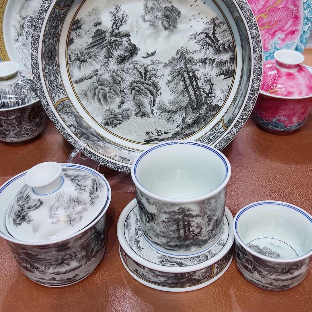 摆件景德镇陶瓷学院等我呃呃呃呃好喜欢这个
