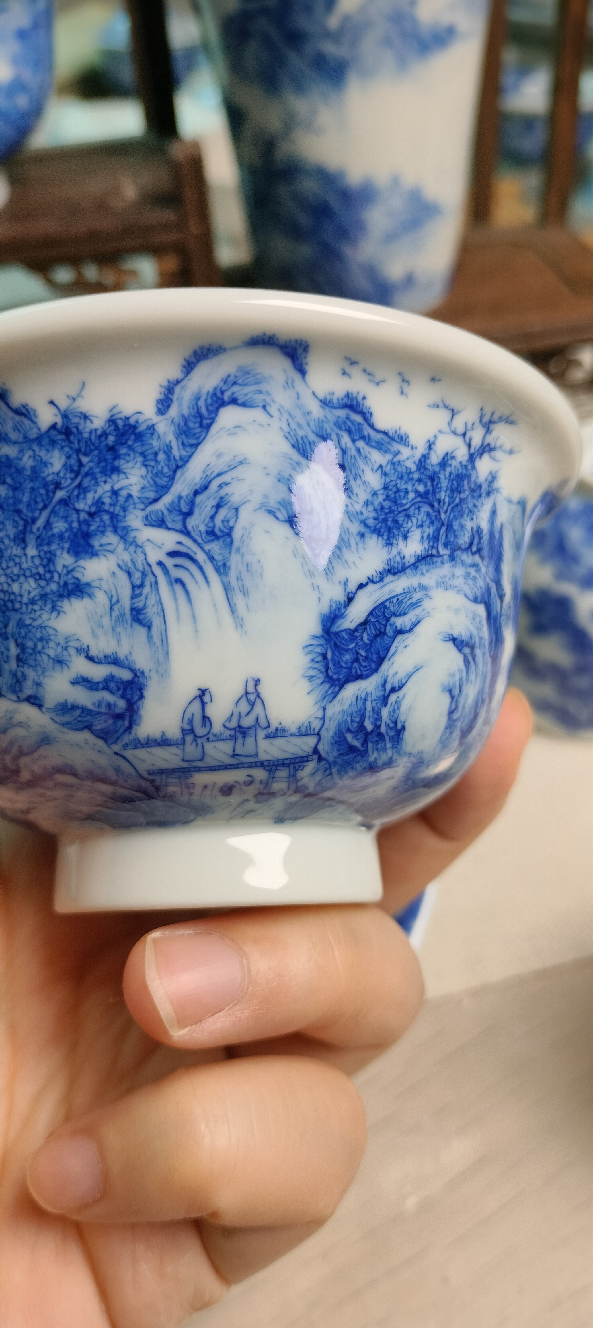 一物一拍景德镇手绘茶具青花白瓷山水内绘纯手工压手杯茶具主人杯