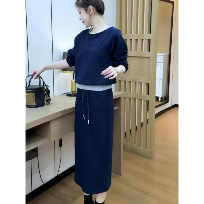 早秋穿搭一整套卫衣套装裙2025新款高级感上衣半身裙巨好看两件套