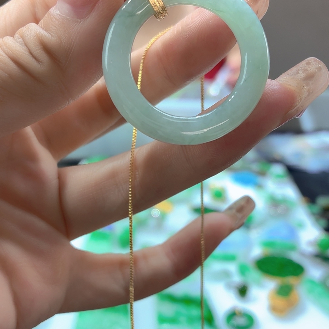 颈饰未镶嵌翡翠翡翠
