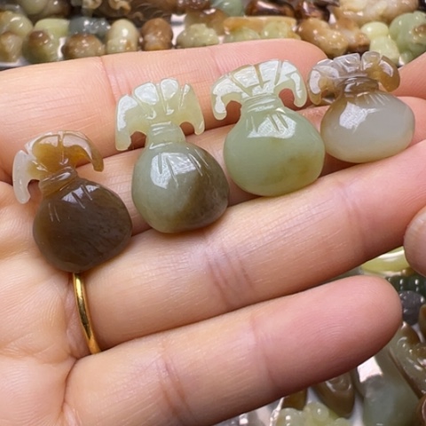 【闪购商品】和田玉未镶嵌颈饰透闪石玉